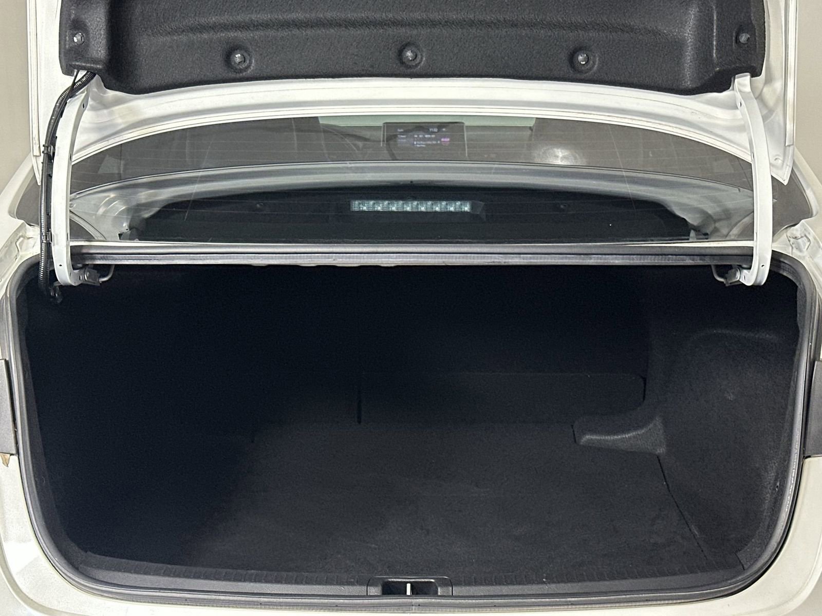 Used 2020 Toyota Corolla XSE FWD image 25