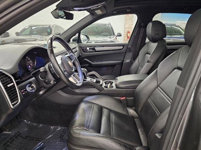 Used 2019 Porsche Cayenne AWD/4WD image 9