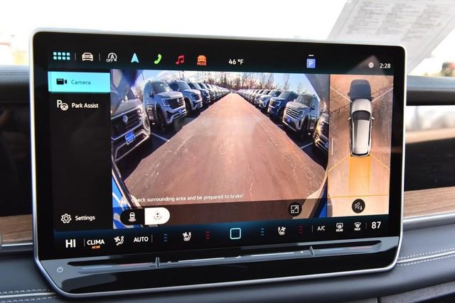 Certified 2026 Volkswagen Tiguan SEL R-Line image 14