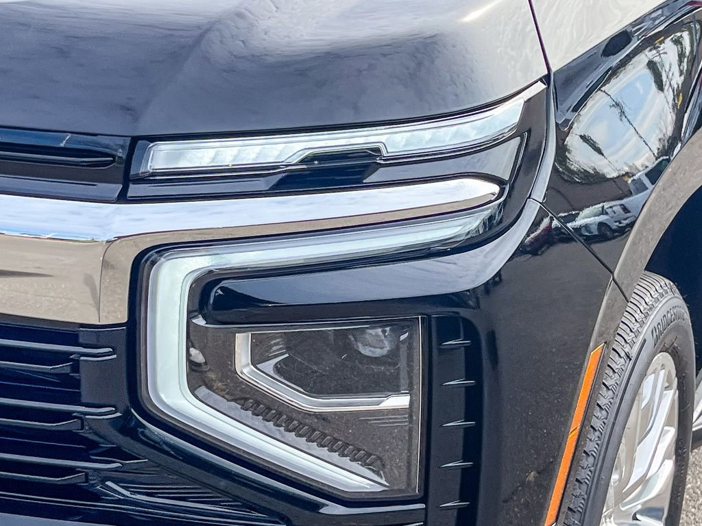 Used 2026 Chevrolet Suburban LS image 7