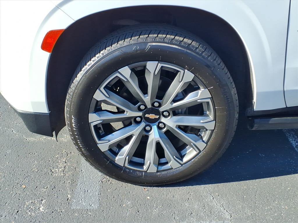 Used 2021 Chevrolet Tahoe High Country RWD image 16