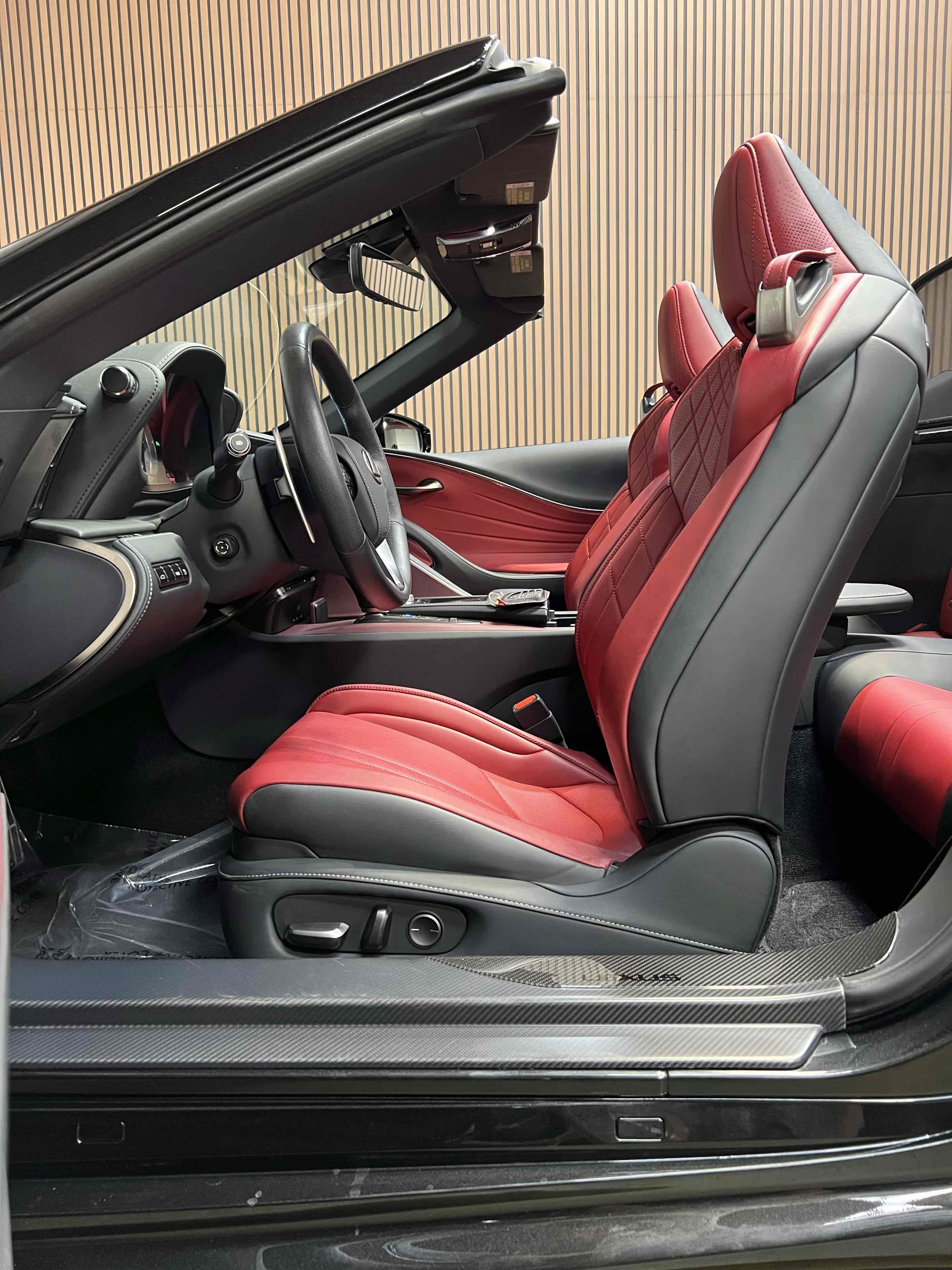 Used 2021 Lexus LC 500 Convertible w/ Touring Package RWD image 36