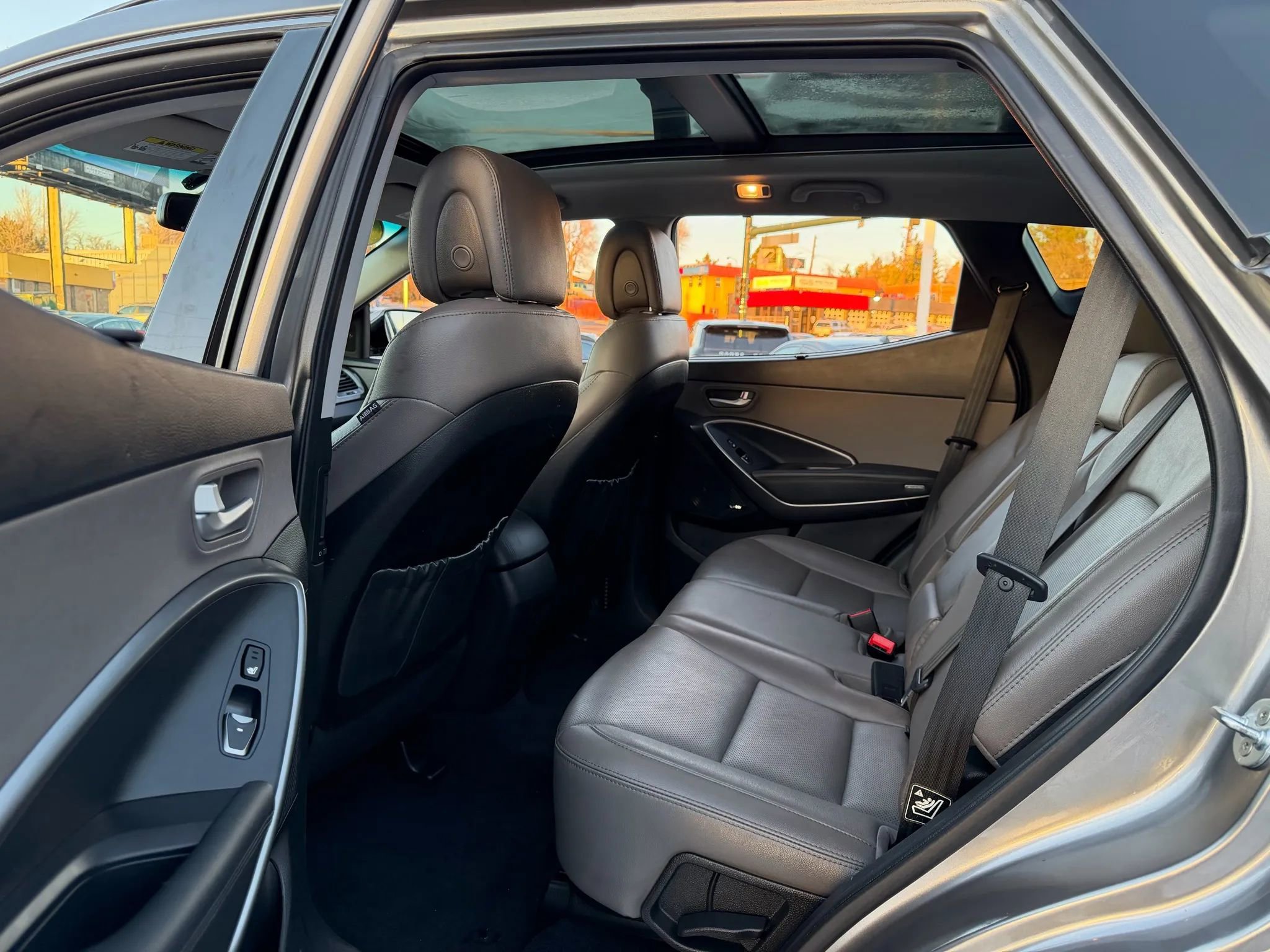 Used 2017 Hyundai Santa Fe Sport image 17