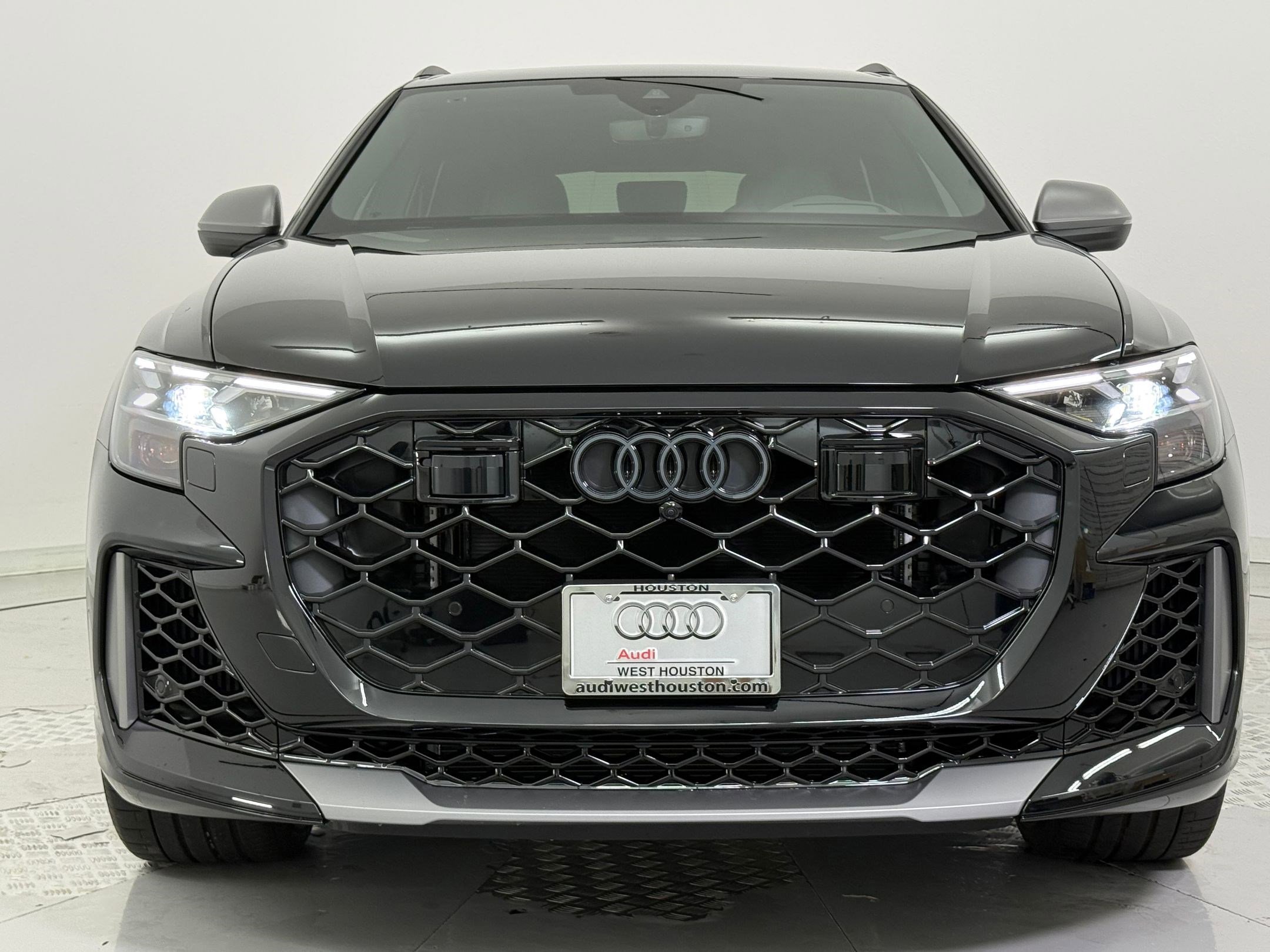 New 2026 Audi RS Q8 performance AWD/4WD image 6