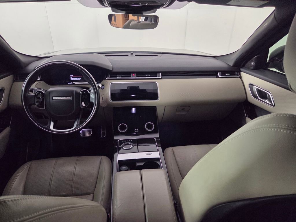 Used 2018 Land Rover Range Rover Velar R-Dynamic SE image 26