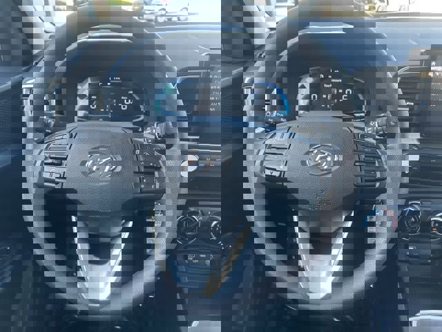 New 2026 Hyundai Venue SE image 22