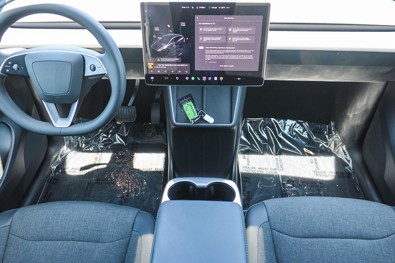 Used 2026 Tesla Model Y 2WD image 13