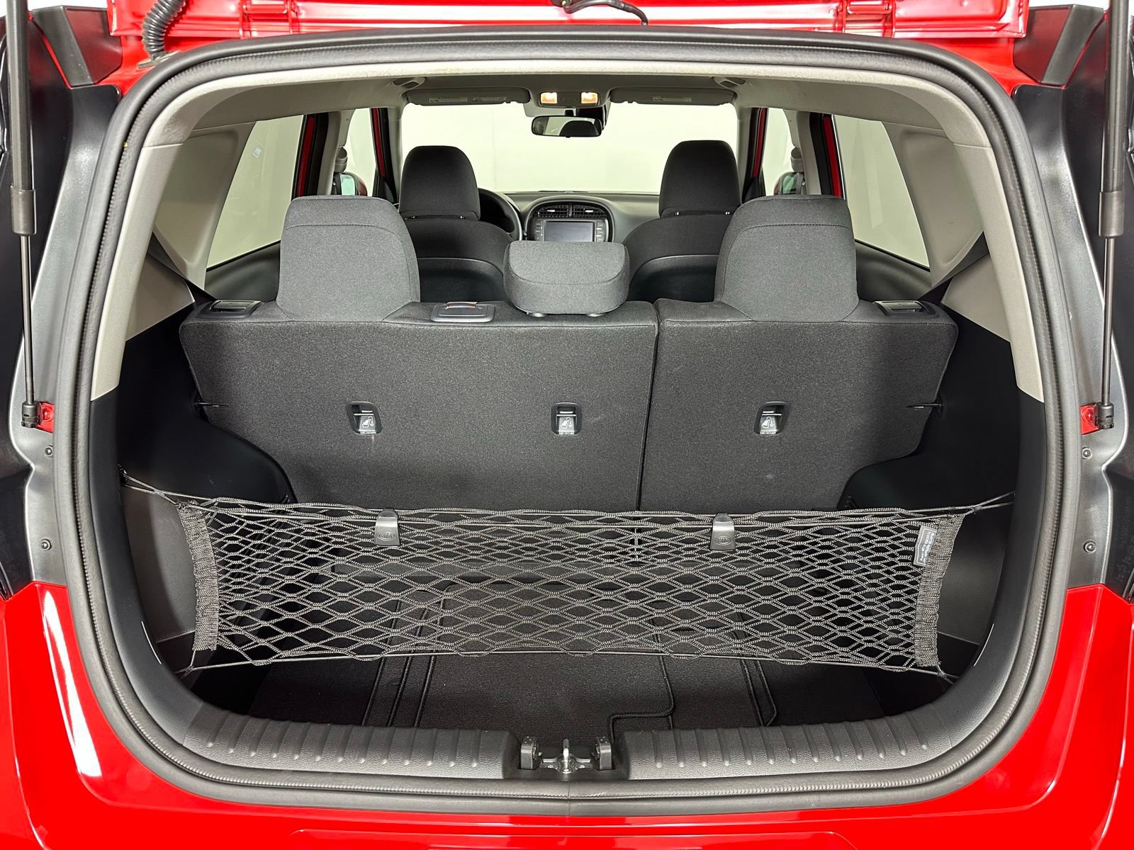 Used 2024 Kia Soul LX w/ Option Group 015 FWD image 18