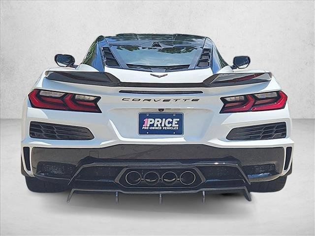 Used 2025 Chevrolet Corvette Z06 RWD image 6