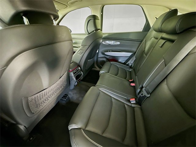 Used 2024 Genesis GV70 2.5T w/ Advanced Package image 25