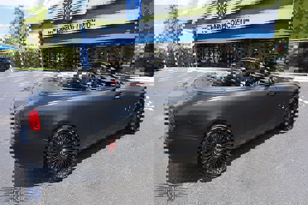 Used 2021 Rolls-Royce Dawn image 6