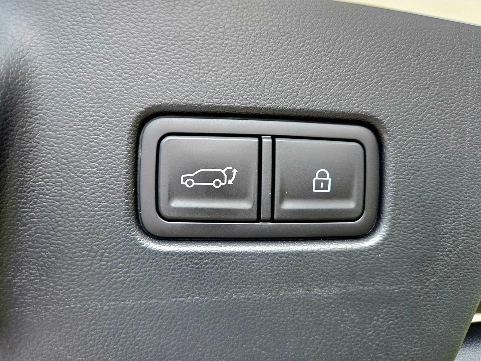 Certified 2026 Hyundai Palisade Calligraphy FWD image 33
