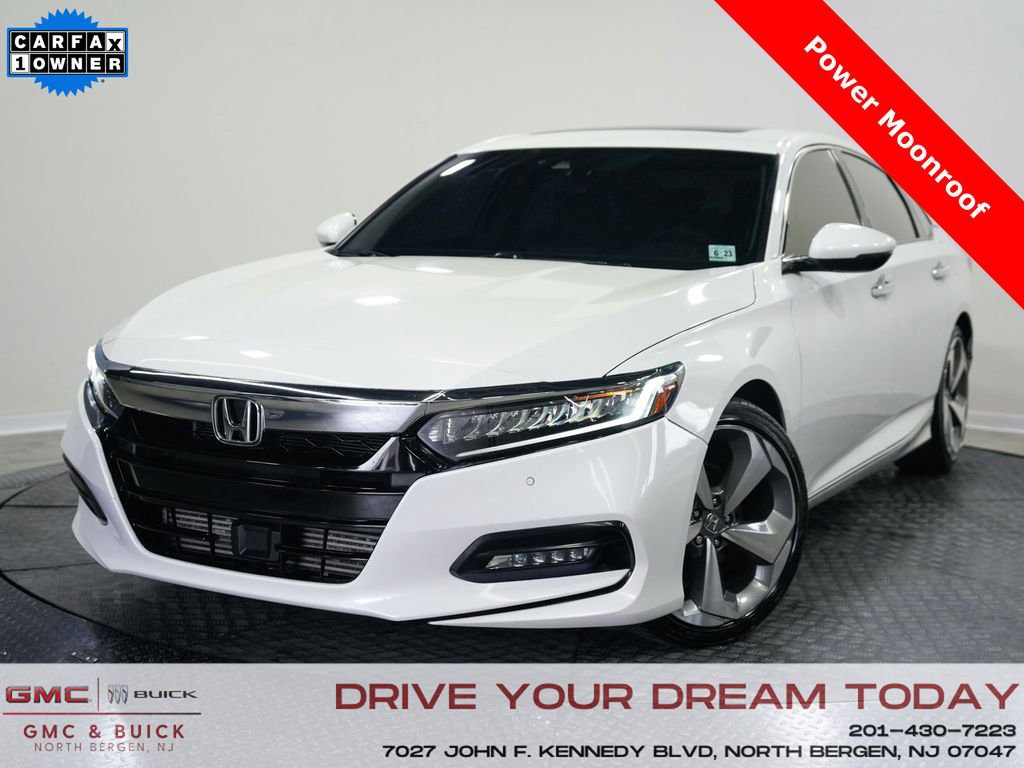 Used 2018 Honda Accord Touring image 1