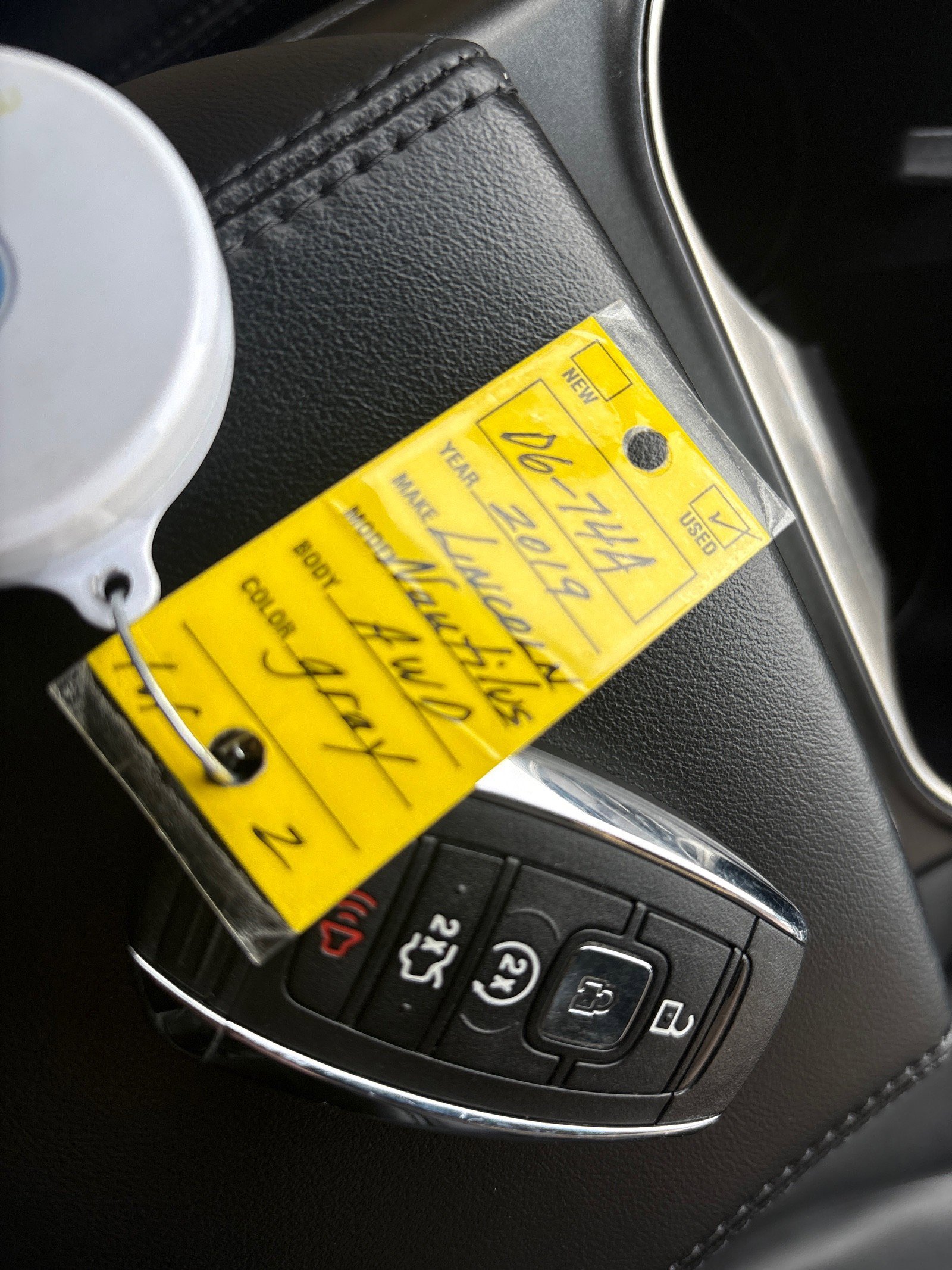 Used 2019 Lincoln Nautilus Premier image 20