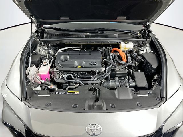 Used 2024 Toyota Crown Limited image 26