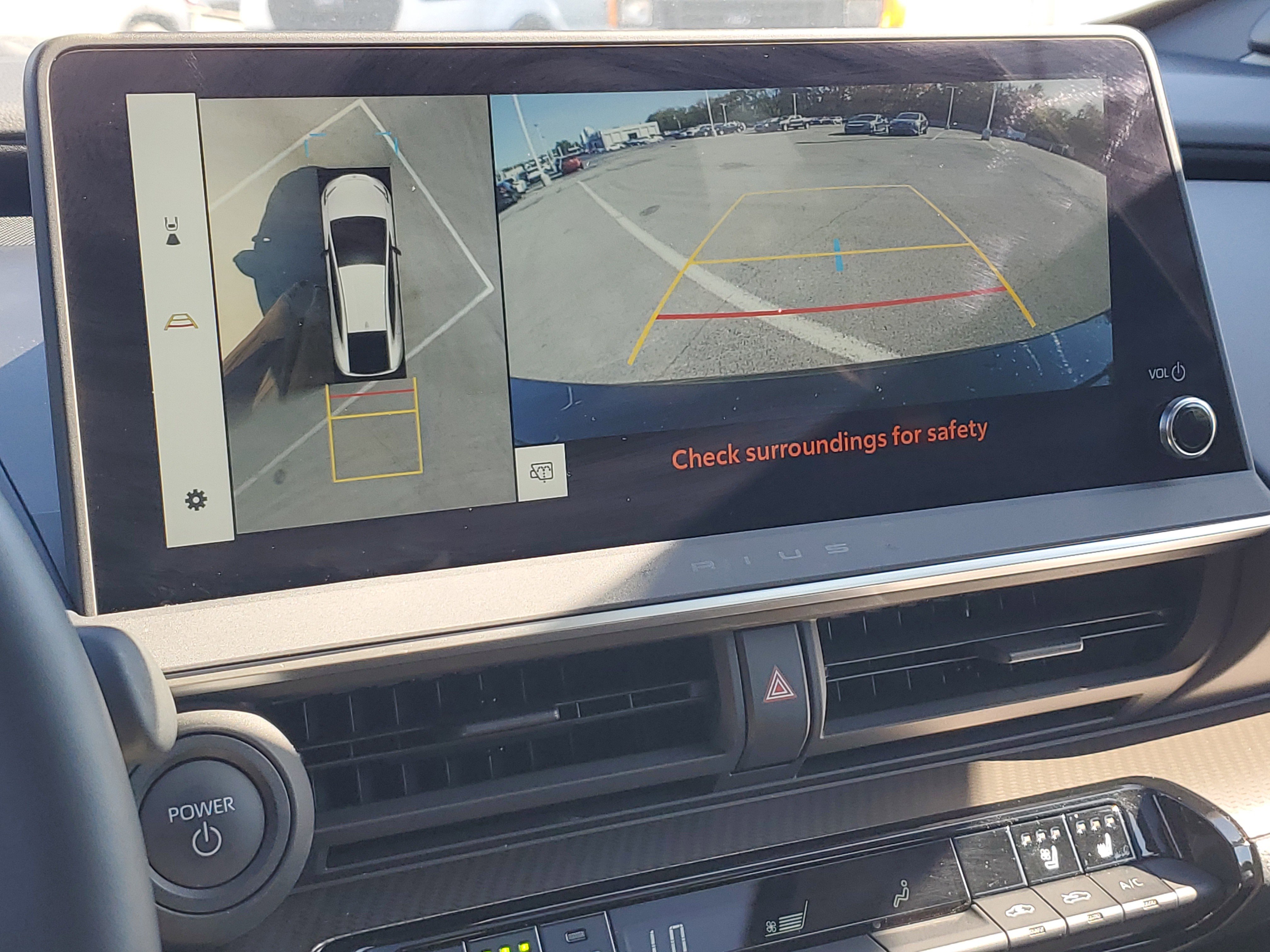 Certified 2025 Toyota Prius Limited image 28