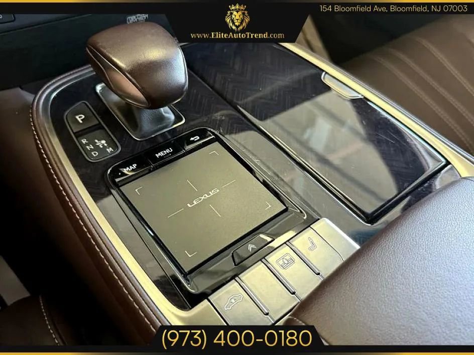 Used 2019 Lexus LS 500 image 21