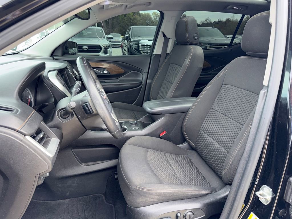 Certified 2018 GMC Terrain SLE w/ Driver Convenience Package image 11