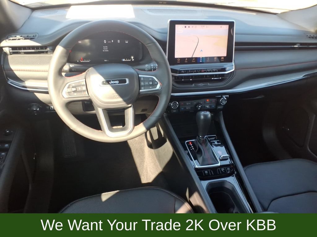 Used 2023 Jeep Compass Trailhawk w/ Trailhawk Elite Group AWD/4WD image 23