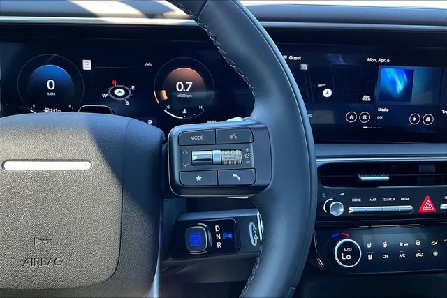 Used 2026 Hyundai Palisade Calligraphy image 12