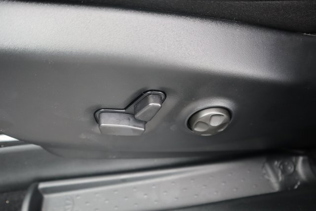 New 2026 Chrysler Voyager LX image 6