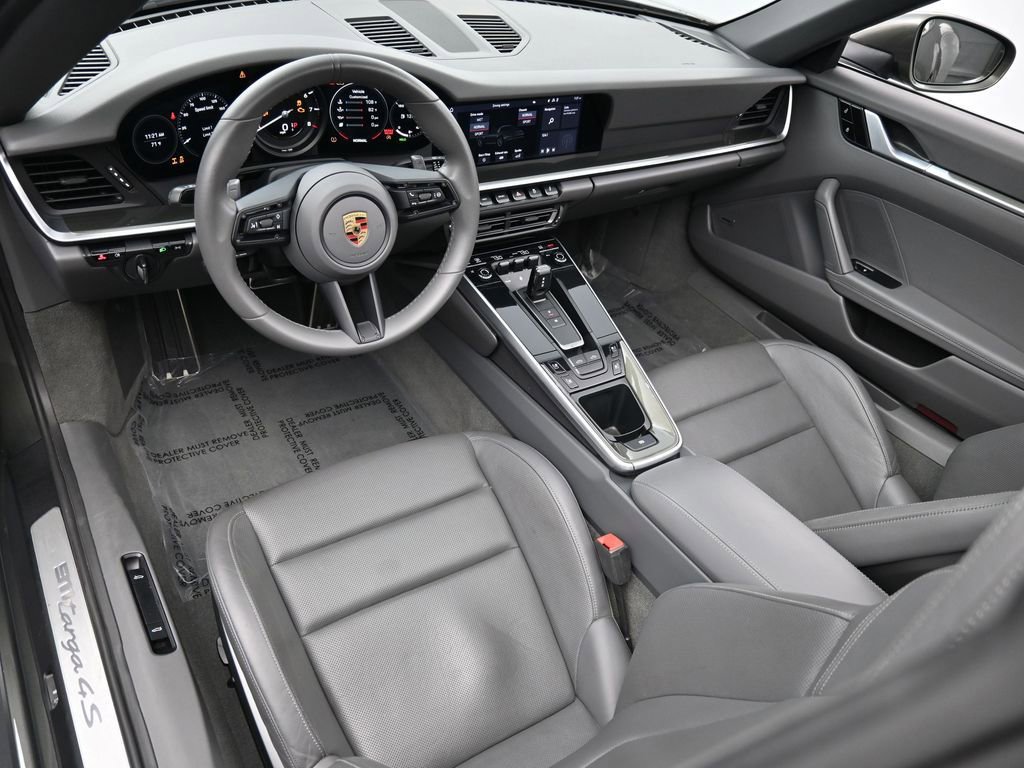 Certified 2021 Porsche 911 Targa 4S w/ Sportdesign Package image 4