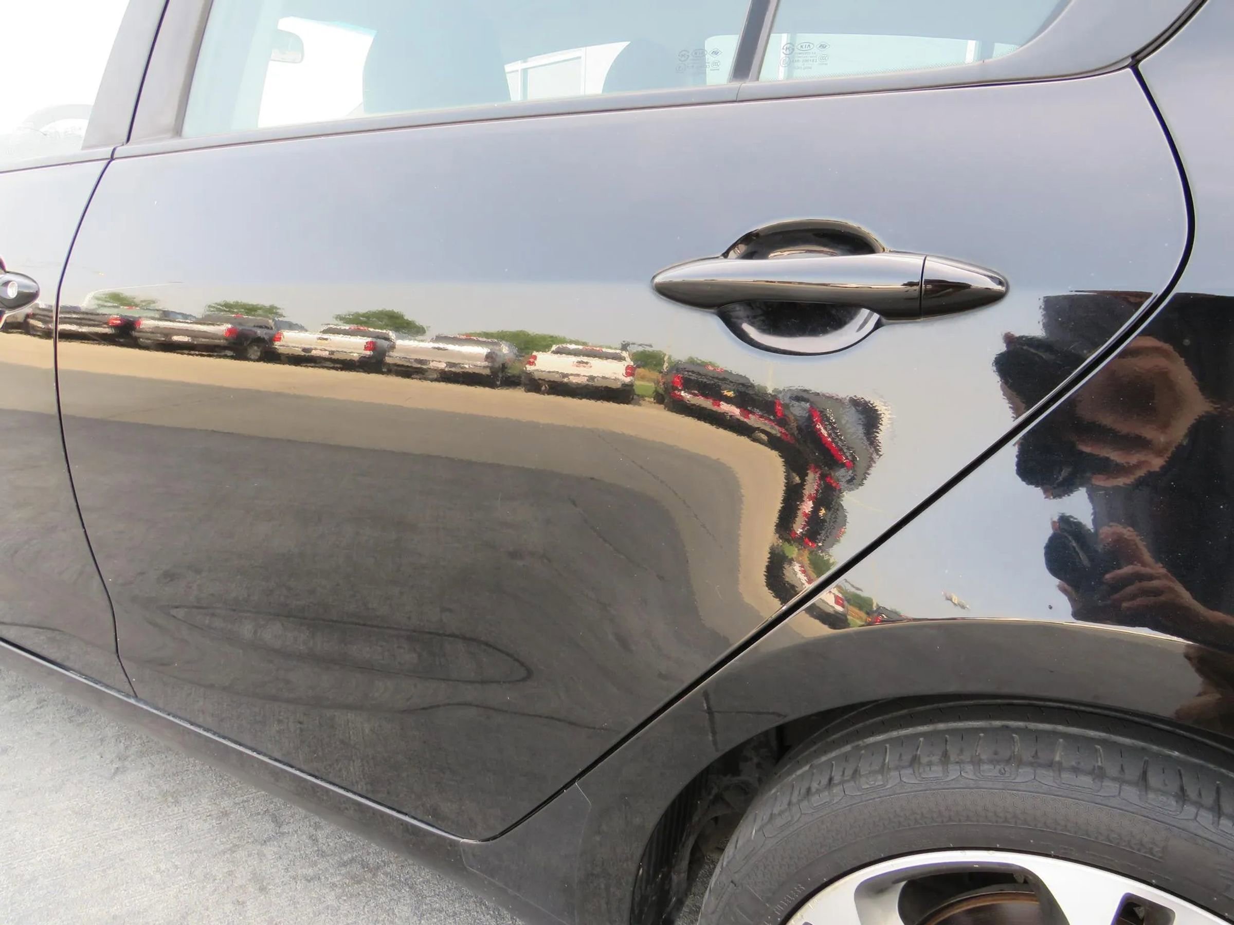 Used 2017 Kia Forte LX image 24