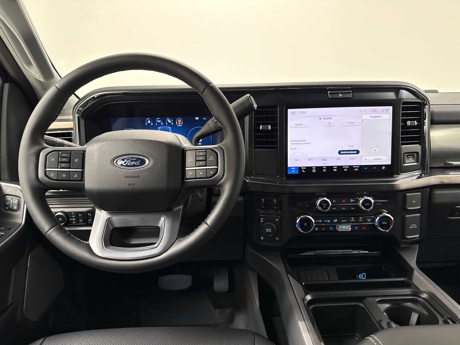 New 2026 Ford F250 Lariat w/ Black Appearance Package AWD/4WD image 28