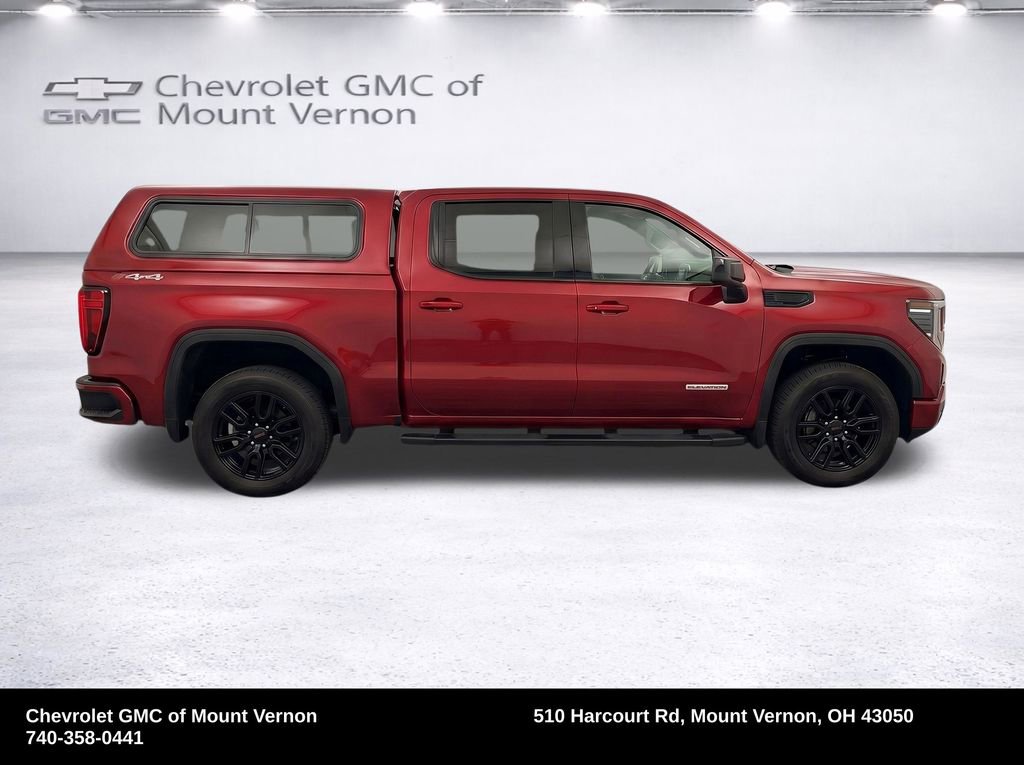 Used 2022 GMC Sierra 1500 Elevation w/ LPO, Elevation Black Package AWD/4WD image 9