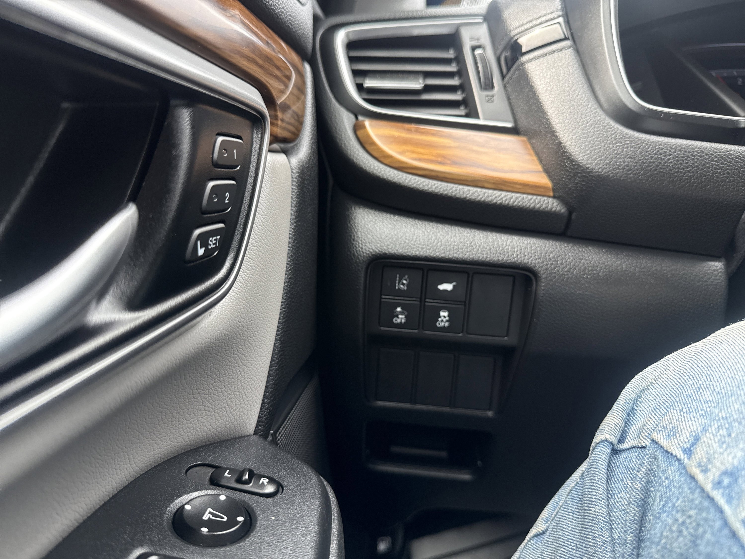 Used 2019 Honda CR-V EX-L image 26