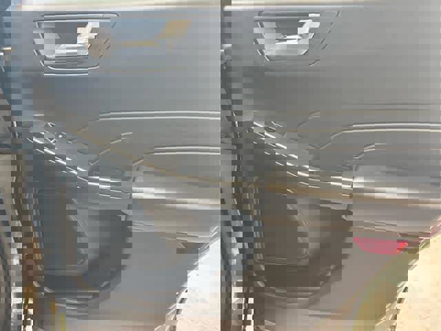 New 2025 Ford Escape ST-Line w/ Cold Weather Package image 28