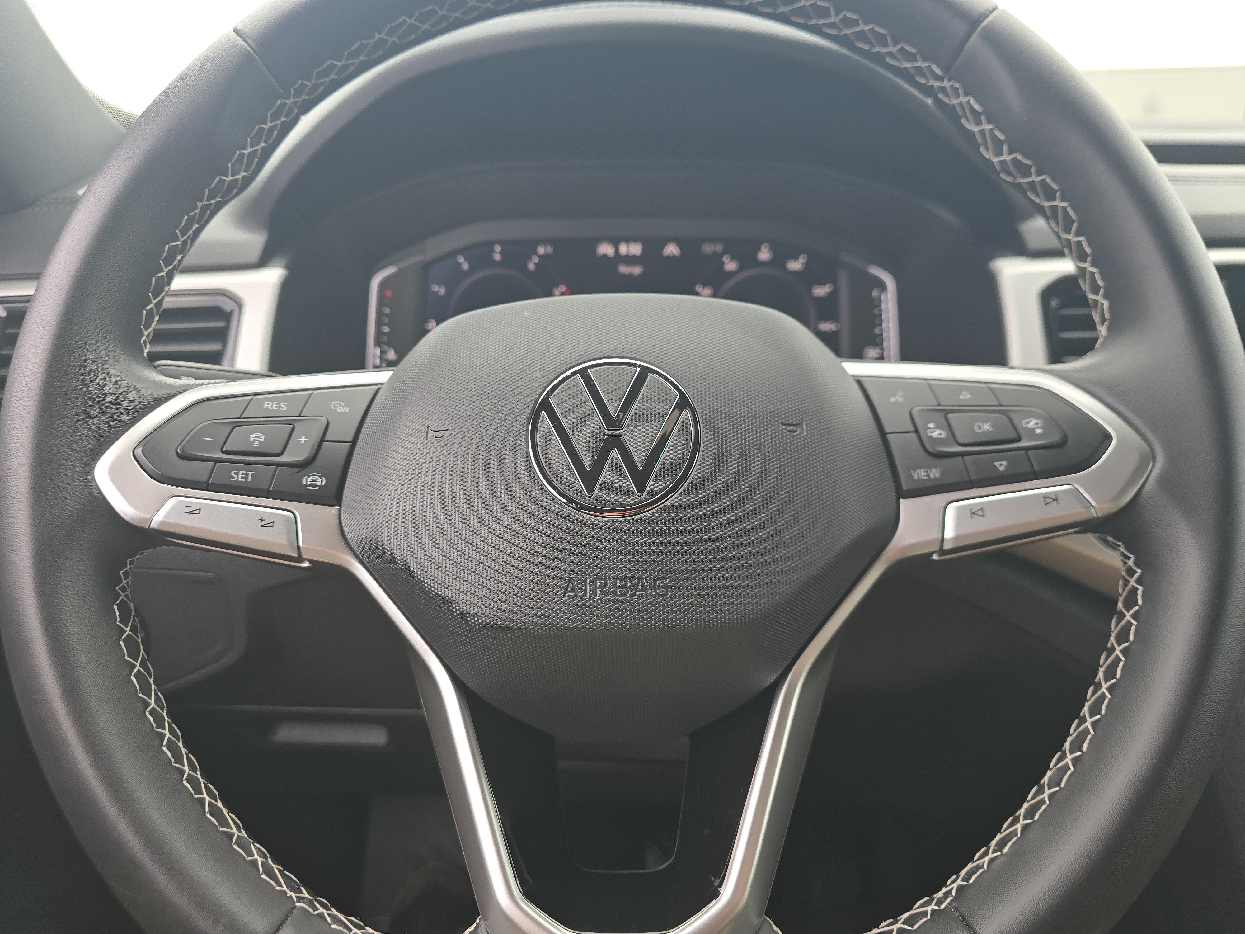 Certified 2023 Volkswagen Atlas Cross Sport SE AWD/4WD image 22