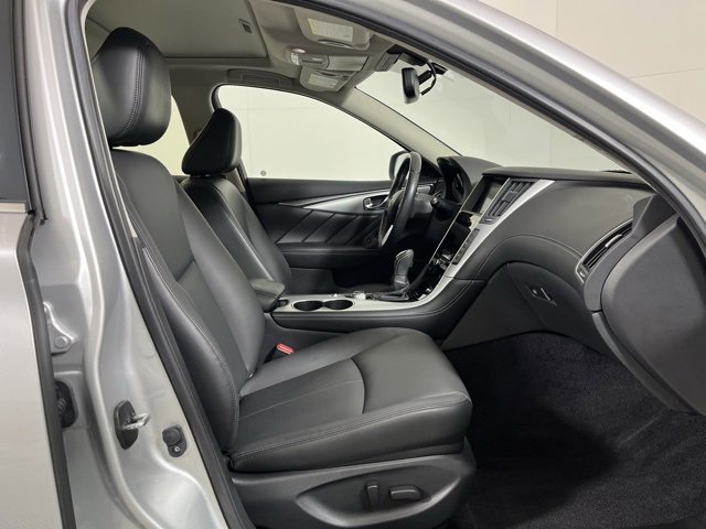 Used 2020 INFINITI Q50 Luxe w/ Essential Package (3.0T Luxe) image 22