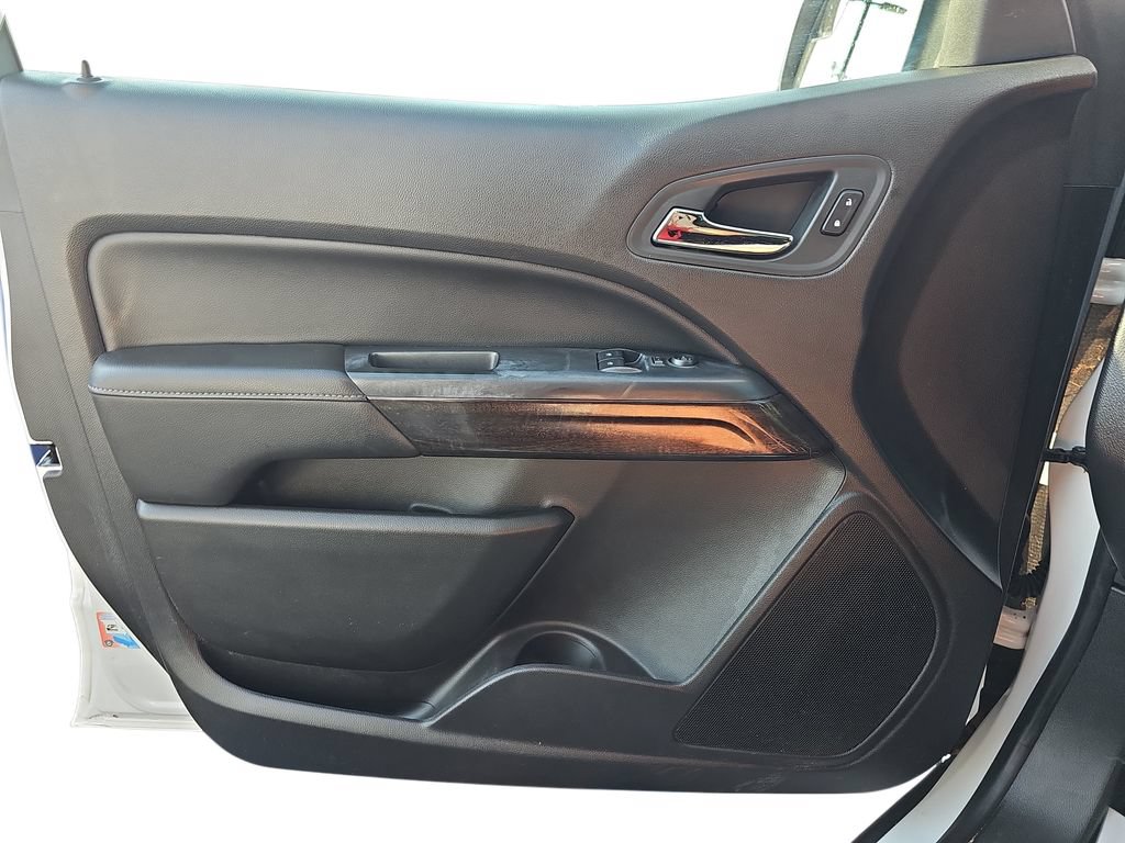 Used 2016 GMC Canyon SLE RWD image 25