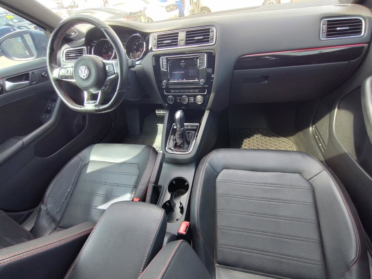 Used 2017 Volkswagen Jetta GLI FWD image 37