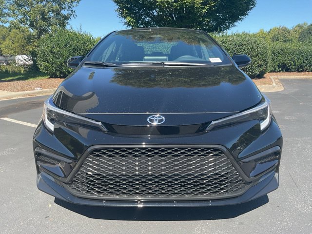 New 2027 Toyota Corolla SE FWD image 3