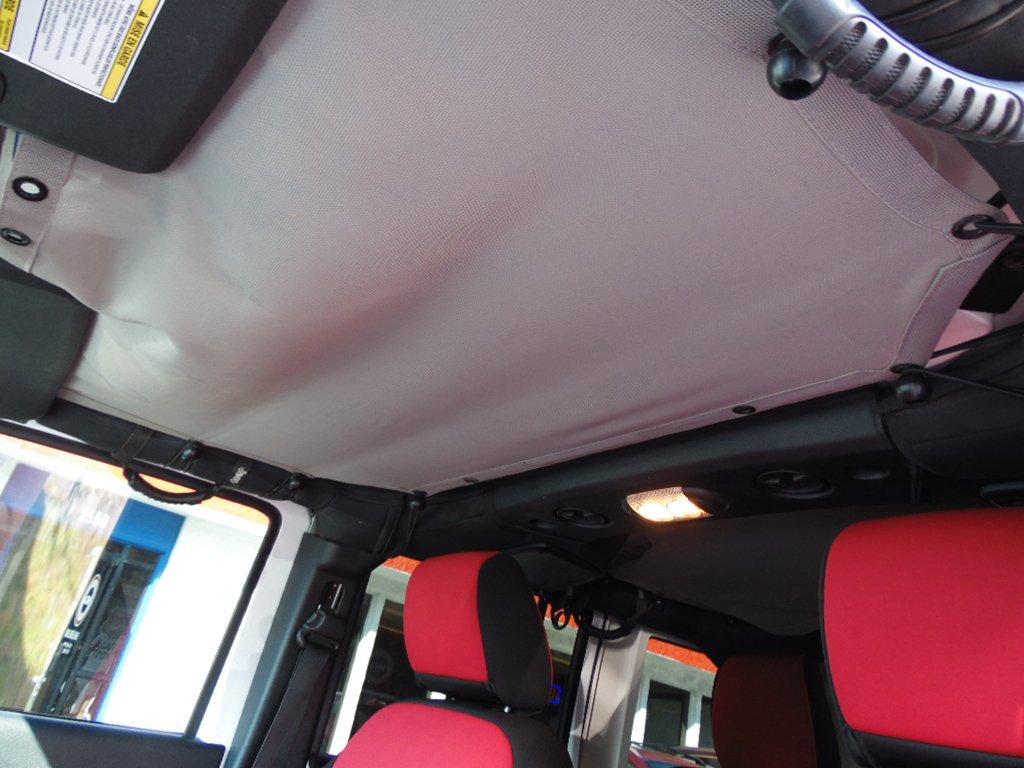 Used 2015 Jeep Wrangler Unlimited Sahara w/ Connectivity Group image 10