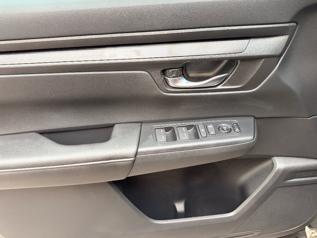 Used 2025 Honda CR-V EX image 11