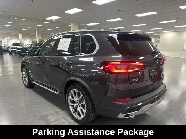 Used 2022 BMW X5 xDrive40i AWD/4WD image 5