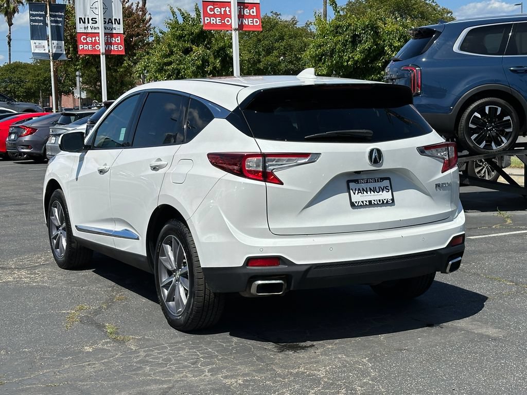 Used 2023 Acura RDX w/ Technology Package FWD image 4