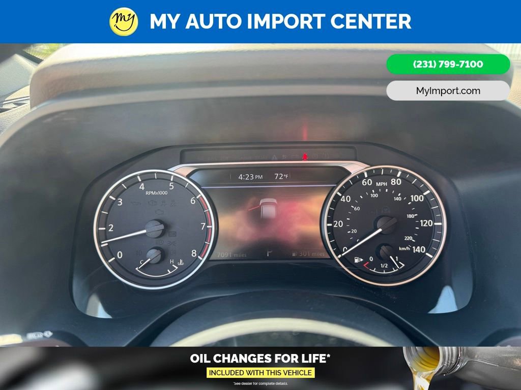 Used 2023 Nissan Rogue SV AWD/4WD image 14