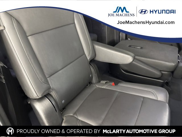 Used 2023 Chevrolet Suburban LT w/ LT Signature Plus Package image 28