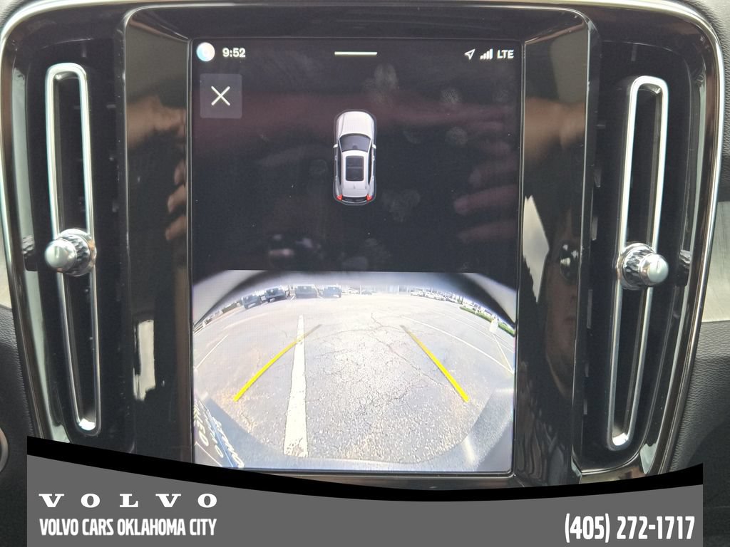 Certified 2025 Volvo XC40 B5 Core AWD/4WD image 14