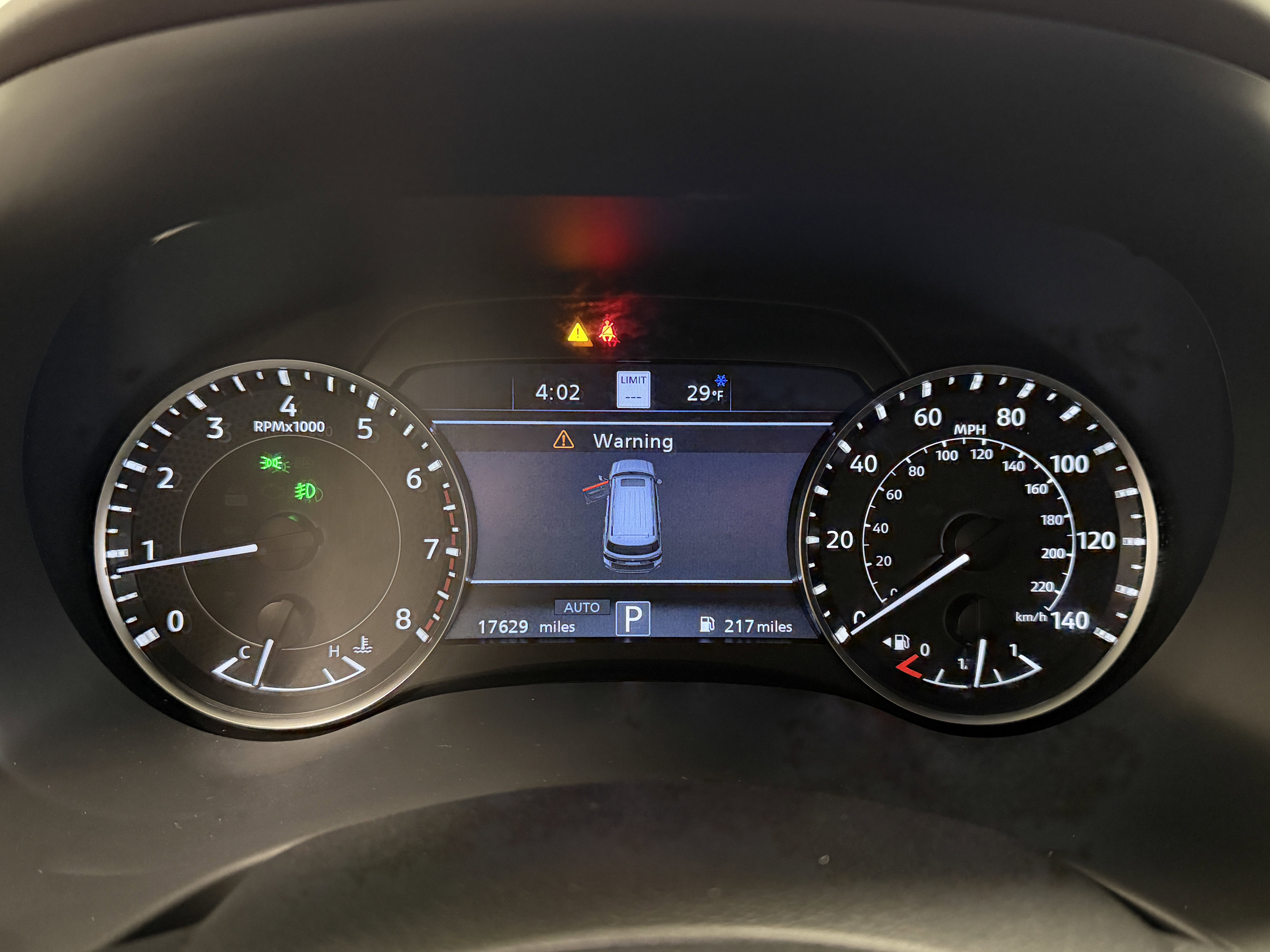 Used 2024 Nissan Armada Platinum w/ Captain's Chairs Package image 19