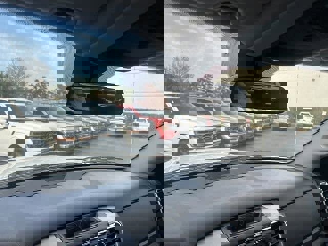 Used 2024 RAM 1500 Classic SLT image 29