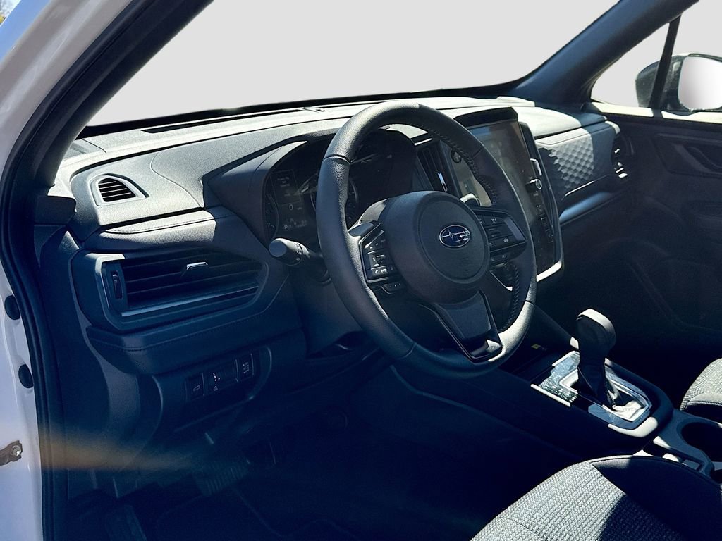Used 2025 Subaru Forester Premium image 23