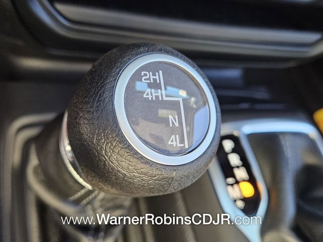 New 2025 Jeep Gladiator Sport image 23