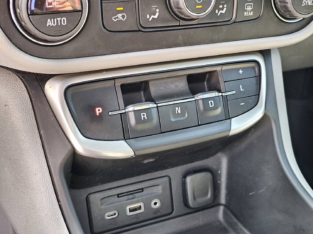Used 2022 GMC Terrain SLT w/ Infotainment Package II AWD/4WD image 20