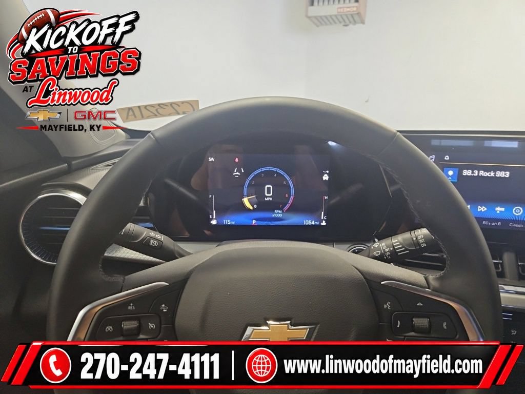 Used 2026 Chevrolet Trax LT w/ Driver Confidence Package FWD image 21