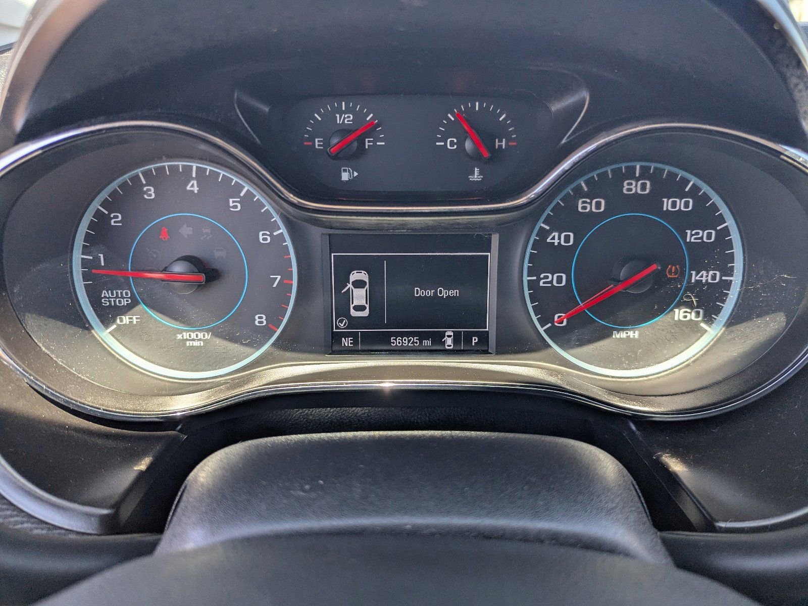 Used 2018 Chevrolet Cruze LS FWD image 28